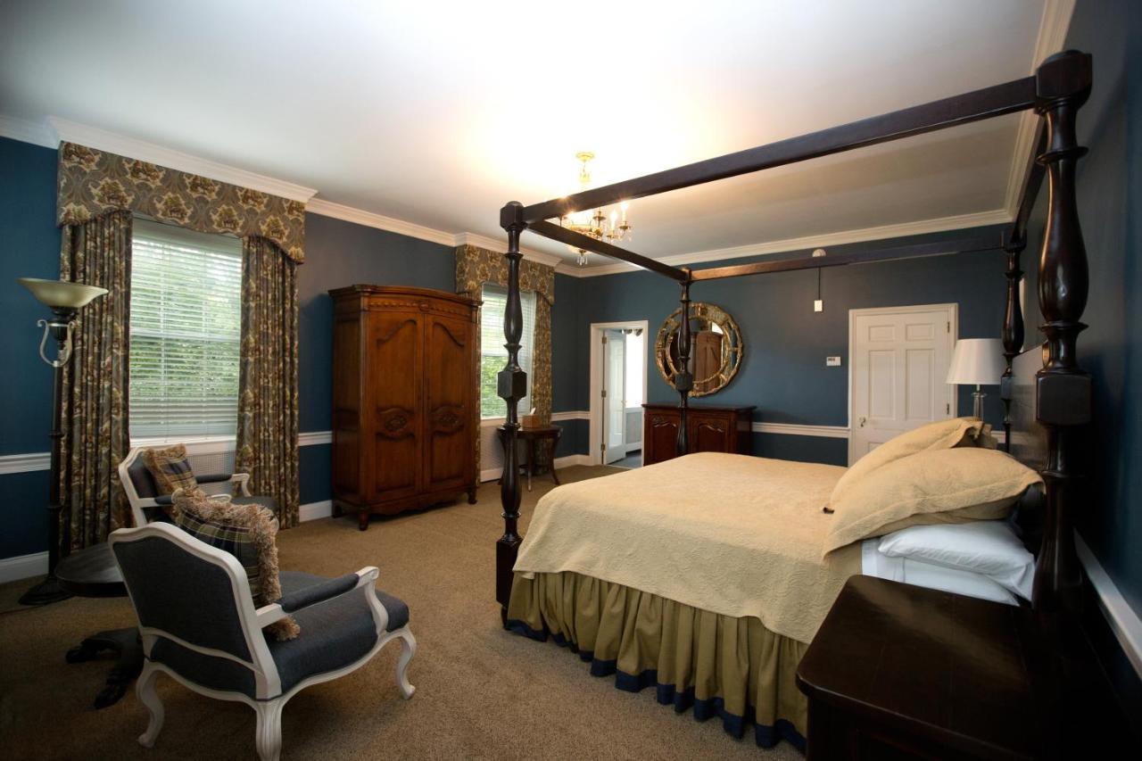 Providence Manor House Bed & Breakfast Bed & Breakfast Clemmons Exterior photo