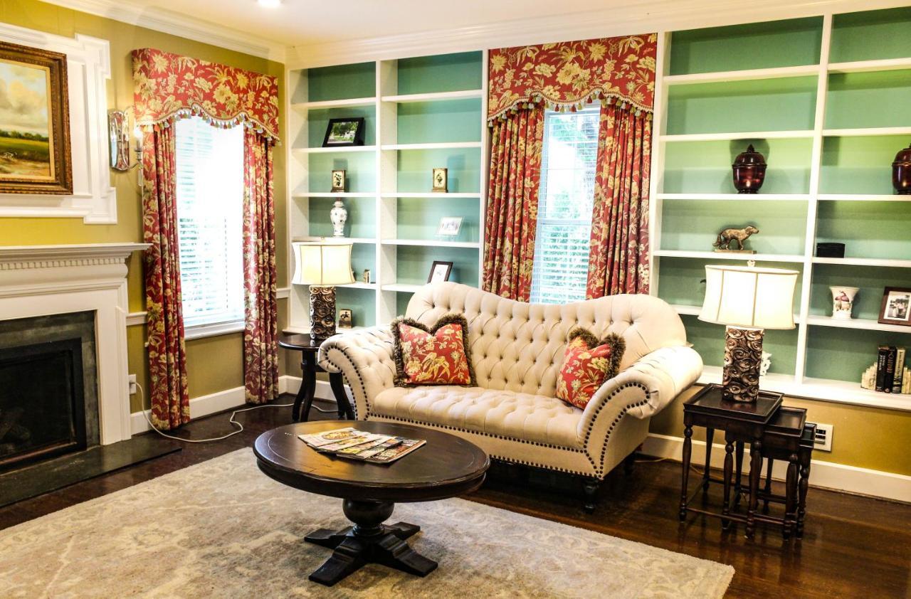 Providence Manor House Bed & Breakfast Bed & Breakfast Clemmons Exterior photo