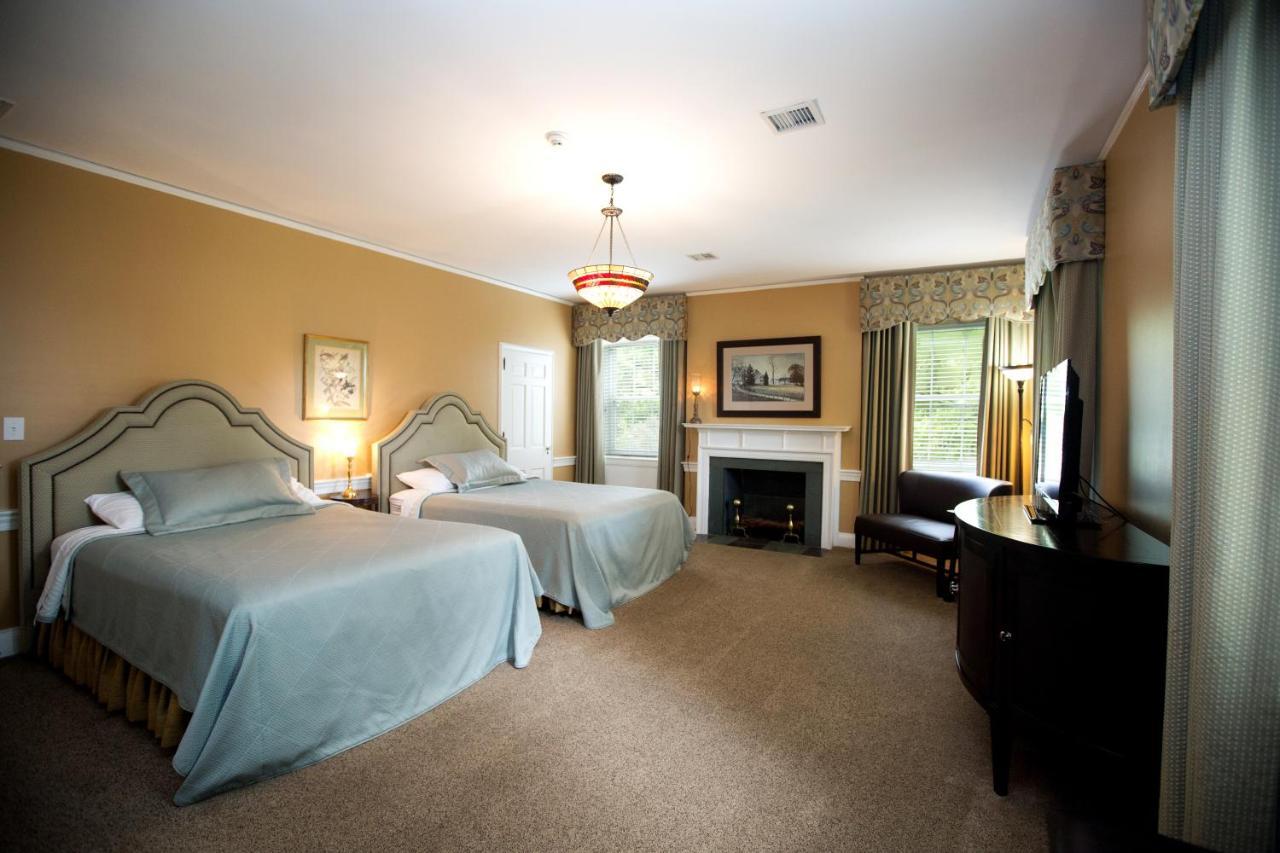 Providence Manor House Bed & Breakfast Bed & Breakfast Clemmons Exterior photo