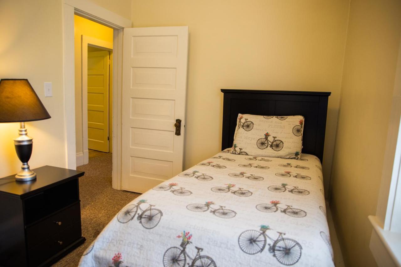 Providence Manor House Bed & Breakfast Bed & Breakfast Clemmons Exterior photo