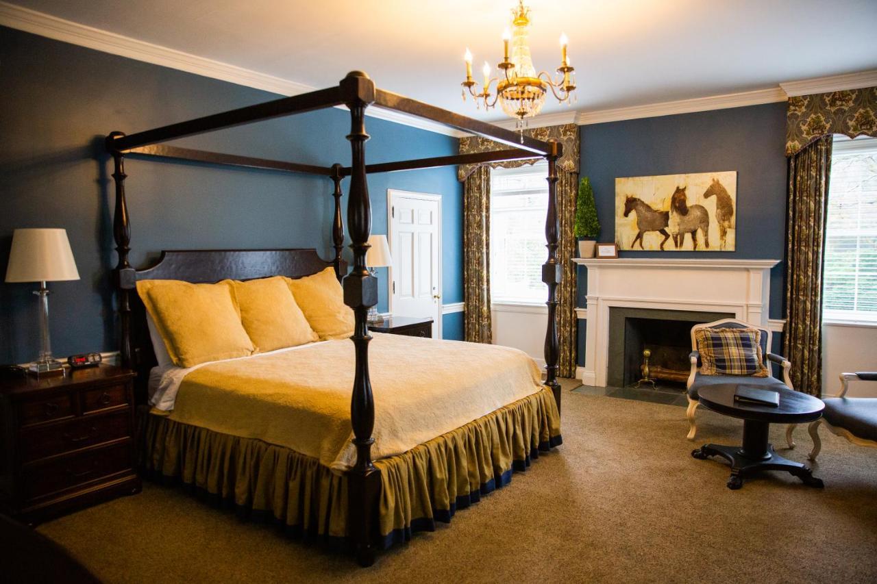 Providence Manor House Bed & Breakfast Bed & Breakfast Clemmons Exterior photo