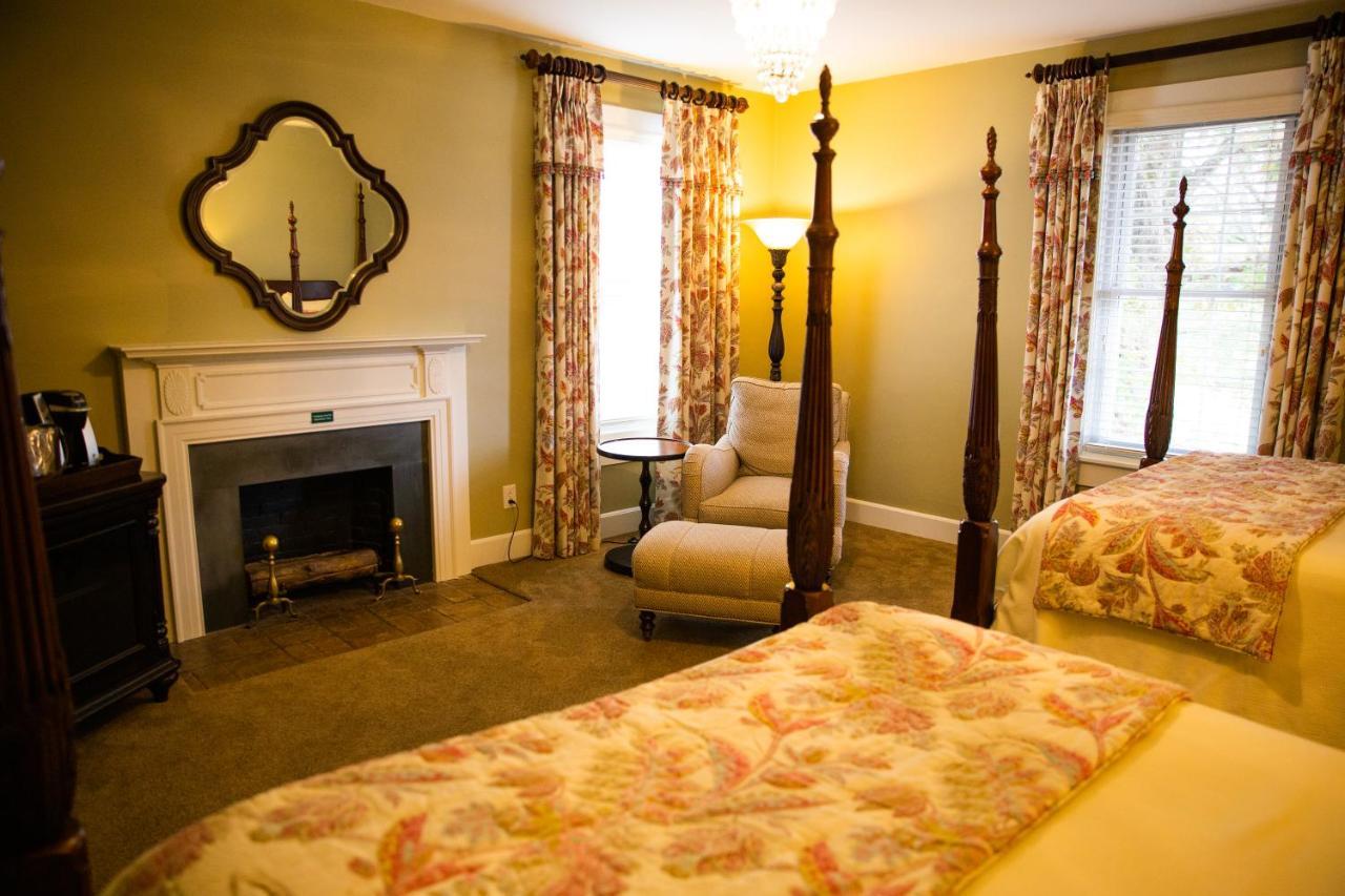 Providence Manor House Bed & Breakfast Bed & Breakfast Clemmons Exterior photo