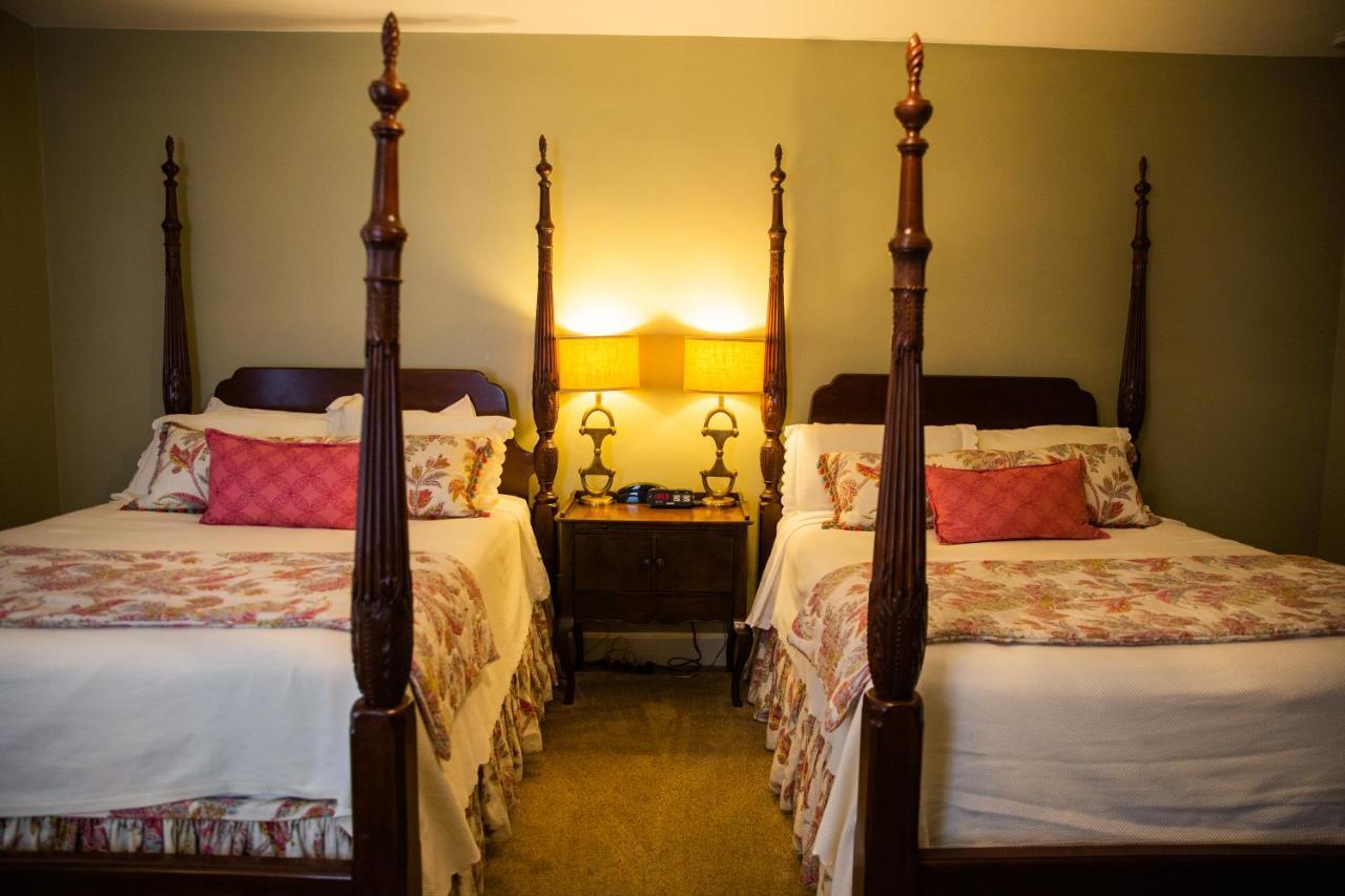 Providence Manor House Bed & Breakfast Bed & Breakfast Clemmons Exterior photo